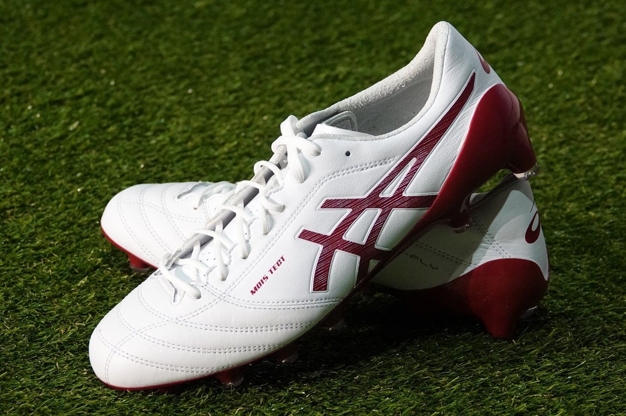 Next Gen Asics DS Light X Fly 4 Football Boots All About